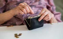 В Казахстане повысят пенсии и пособия на 10%