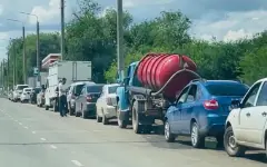 Очереди на АЗС Уральска: не хватает автогаза