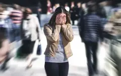 Астрологи перечислили знаки зодиака, которым трудно принять перемены