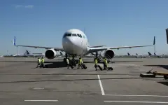 Американские пилоты развернули самолет из-за странного сообщения в телефоне пассажира