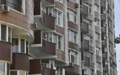 В Алматы около 50 человек боятся остаться без квартир, в которых живут