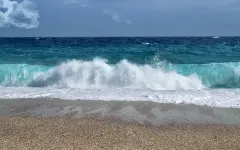 На Балхаше ветром унесло ребенка
