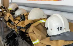 Газель горит, пожарные стоят: в ДЧС Алматы ответили на критику