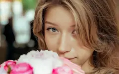Звезда Comedy Woman Елена Борщева через соцсети обратилась к дочери