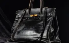 Стал известен покупатель сумки Birkin за 8,58 миллиона евро