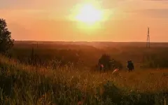 Штормовое предупреждение объявили в Казахстане на вторник