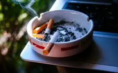 Казахстанцы стали курить меньше