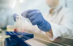 Ученые обеспокоены тем, что энергетики могут развивать рак крови