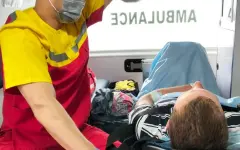 Избитого хирурга доставили спецбортом из Костаная в Астану