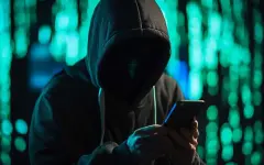 Более 300 SIM-карт изъяли у кибермошенника-иностранца в Алматы