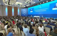 Буллинг, ИИ, защита педагогов: главное с Августовского педсовета