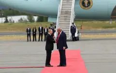 Трамп лично встретил Путина в Анкоридже