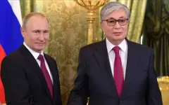 Президент Казахстана поздравил Путина с итогами встречи с Трампом