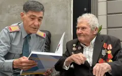 Ветеран ВОВ отмечает 99-летие в Алматы