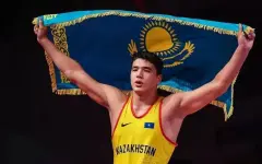 18-летний борец из Казахстана вышел в финал ЧМ после победы над соперником из США