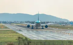 Полеты некоторых авиакомпаний приостановили в Казахстане