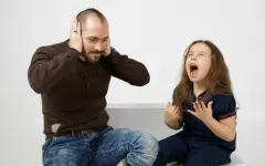 Сколько выплатят родители за детское сквернословие в общественных местах