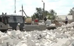 В селах ЗКО решают вопрос аварийного жилья