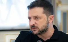 Зеленский назвал страны, где готов встретиться с Путиным