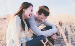 Выяснилось, какие пары наиболее счастливы в отношениях