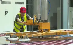 Заводы и фабрики Шымкента столкнулись с нехваткой кадров
