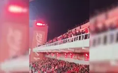 Фанаты устроили беспорядки во время матча в Буэнос-Айресе