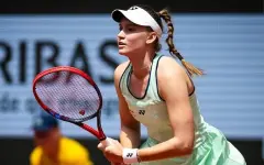 Рыбакина уверенно расправилась с 16-летней соперницей из США на US Open