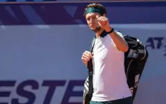 Александр Бублик успешно стартовал на US Open-2025, разгромив чемпиона турнира