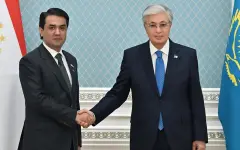 Касым-Жомарт Токаев провел переговоры с Рустами Эмомали