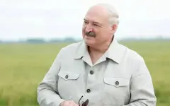 Лукашенко собрал картошку для Путина и Си Цзиньпина