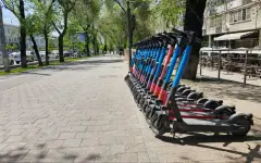 Полицейские Алматы встали на электросамокаты