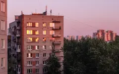 Невероятный случай: мужчина выжил после падения с 19-го этажа