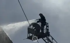 Крупный пожар на СТО ликвидировали в Алматы