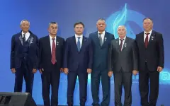 От имени президента вручены государственные награды ветеранам отрасли и работникам группы компаний КМГ