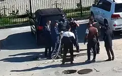 Рабочие едва не погибли в канализационном люке в Семее