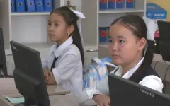 Искусственному интеллекту обучают школьников в Алматы