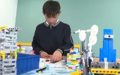 Школьники Семея собирают роботов
