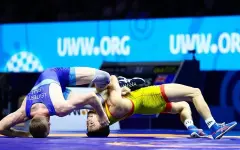 Казахстанец завоевал бронзу на ЧМ по вольной борьбе