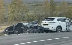 Пять человек погибли в лобовом ДТП в Карагандинской области