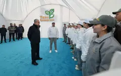 Президент побеседовал с активистами организации Jasyl El