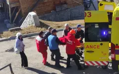 Иностранку срочно эвакуировали с горнолыжного курорта под Алматы