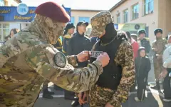 Столичные школьники вступили в ряды движения «Жас сарбаз»