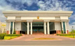 Сразу трех судей Верховного суда освободили от должности