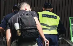 Пенсионные через стоматологии: подозреваемые пойманы на границе с Россией