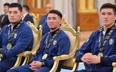 Семь казахстанских боксеров возглавили первый мировой рейтинг World Boxing