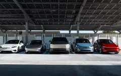 Tesla вернула агрессивный режим Безумный Макс