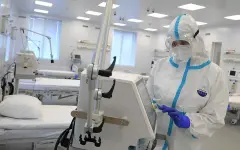 Пациентов разместили на полу инфекционной больницы в Шымкенте