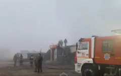 Строительный магазин в Усть-Каменогорске охватил пожар