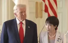 Трамп встретился с премьером Японии