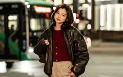 Она часто плачет: Сатжан призвала наказать виновных в травле дочери Кайрата Нуртаса